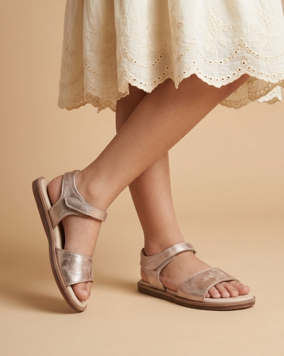 Luna Strap Sandal (Kids)