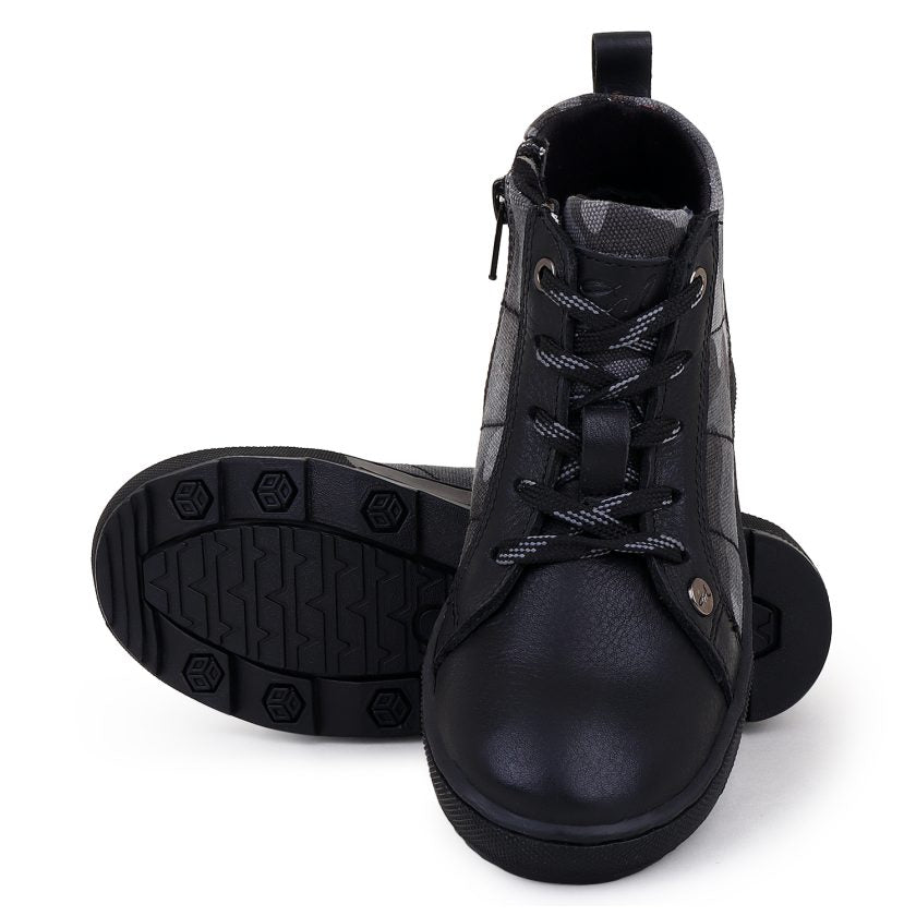 Shadow Trek High Top (Youth)